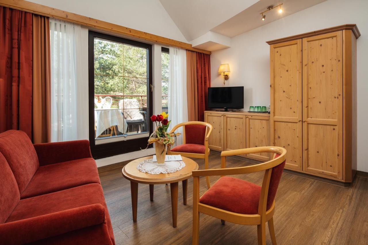 Hotel Garni Alpenruh-Micheluzzi Серфаус Экстерьер фото