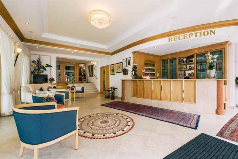 Hotel Garni Alpenruh-Micheluzzi Серфаус Экстерьер фото
