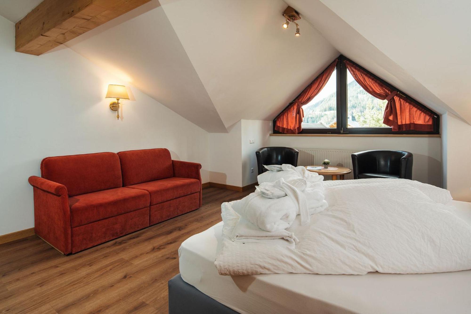 Hotel Garni Alpenruh-Micheluzzi Серфаус Экстерьер фото